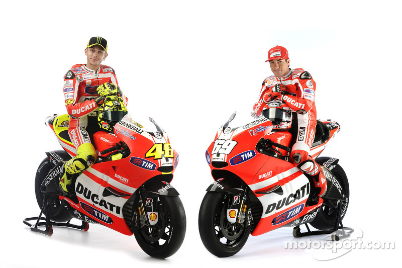 Valentino Rossi, Ducati, Nicky Hayden, Ducati con la Ducati Desmosedici GP11