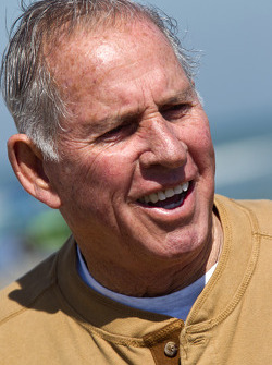 Living legends of auto racing beach parade: David Pearson