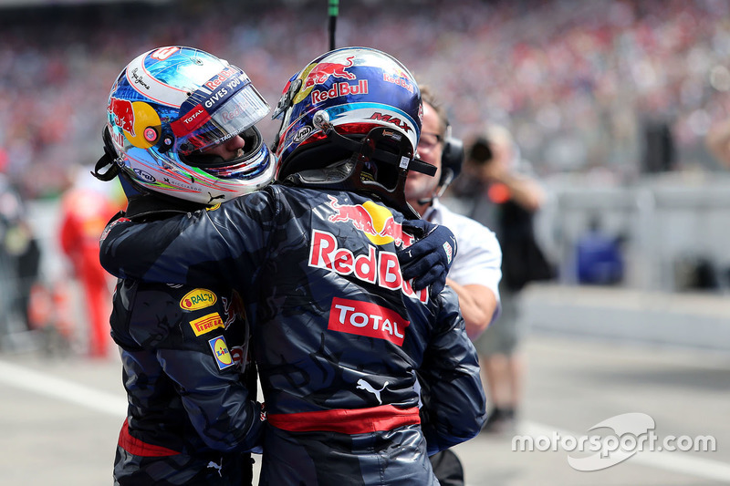 Red Bull Racing: 33 очка