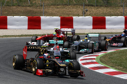 Виталий Петров, Lotus Renault GP