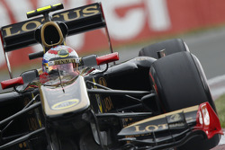 Виталий Петров, Lotus Renault F1 Team