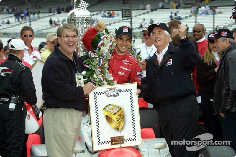 2001: Helio Castroneves