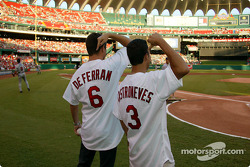 Visit at a St. Louis Cardinals baseball game: Gil de Ferran and Helio Castroneves