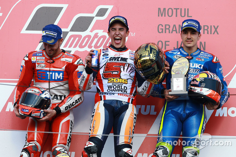 Podio: Marc Marquez ganador de la carrera, Repsol Honda Team, Andrea Dovizioso segundo clasificado, Ducati Team, Maverick Viñales tercer clasificado, Team Suzuki Ecstar MotoGP