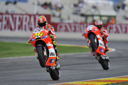 Valentino Rossi y Nicky Hayden