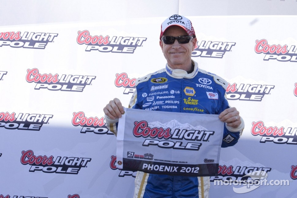 Polesitter Mark Martin, Michael Waltrip Racing Toyota