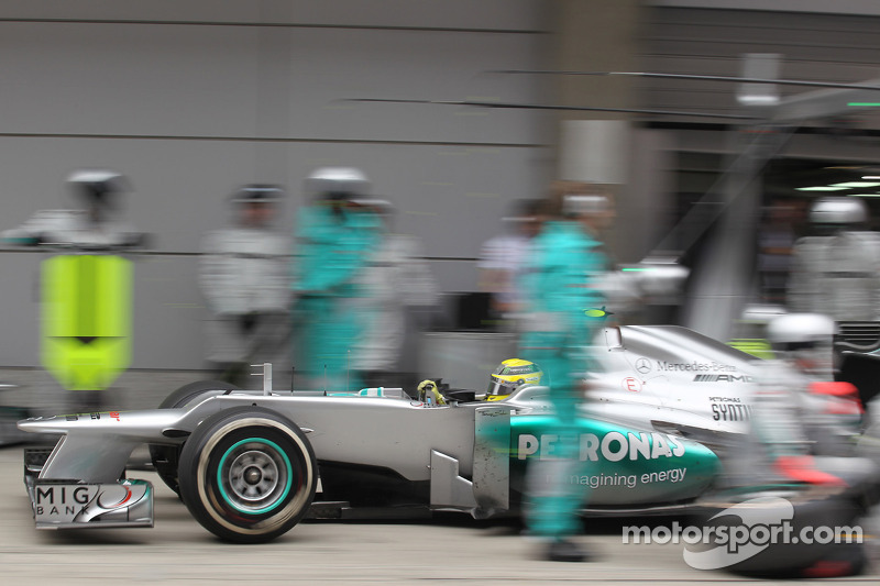 Nico Rosberg, Mercedes AMG Petronas pit stop