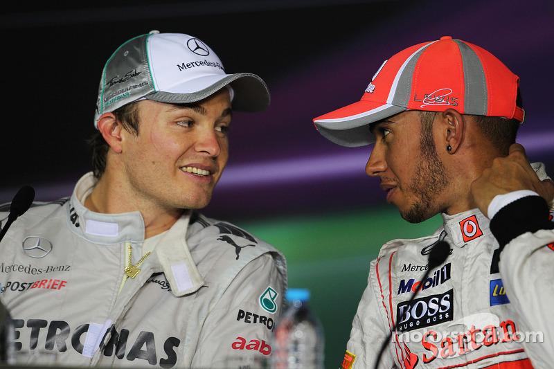 Conferencia de prensa: ganador de la carrera Nico Rosberg, Mercedes AMG F1, tercer lugar Lewis Hamilton, McLaren