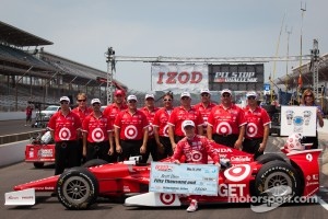 Pit stop challenge: winner Scott Dixon and the Target Chip Ganassi Racing team