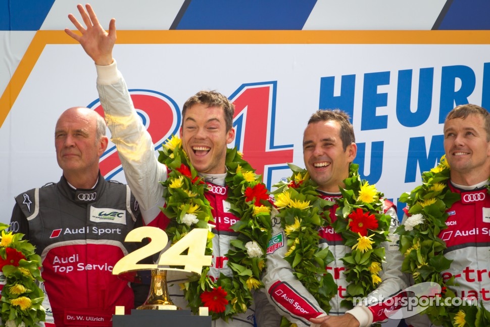 LMP1 podium: class and overall winners Marcel Fässler, Andre Lotterer, Benoit Tréluyer with Dr. Wolfgang Ullrich