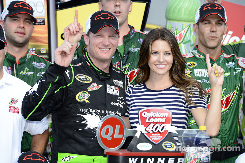 Victory lane: race winner Dale Earnhardt Jr., Hendrick Motorsports Chevrolet