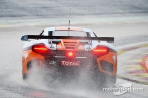 #9 Gulf Racing UK McLaren MP4-12C GT3: Mike Wainwright, Rob Bell, Andy Meyrick