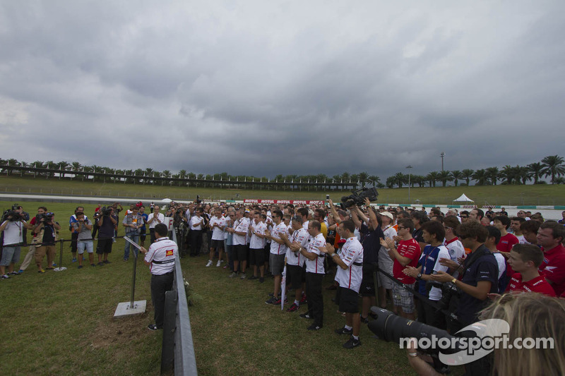 Homenaje a Marco Simoncelli liderar por Fausto Gresini de San Carlo Honda Gresini