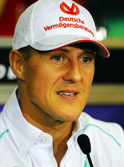 Michael Schumacher, Mercedes AMG F1 en la conferencia de prensa de la FIA