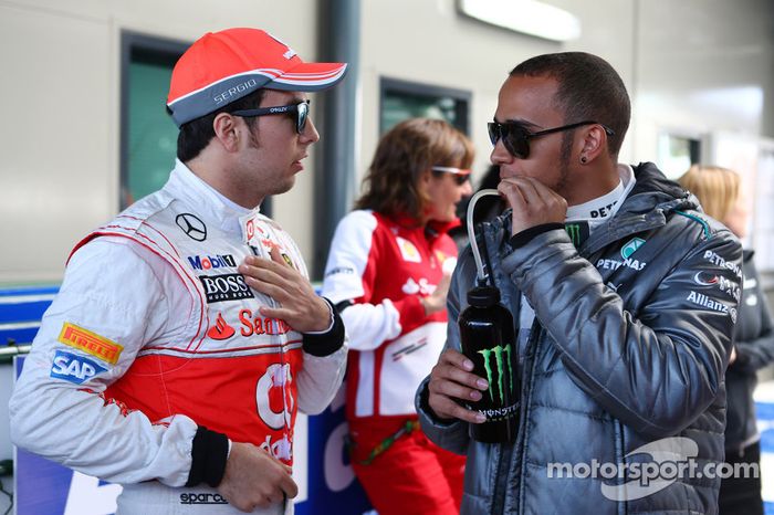 Sergio Pérez, McLaren Y Lewis Hamilton, Mercedes AMG F1
