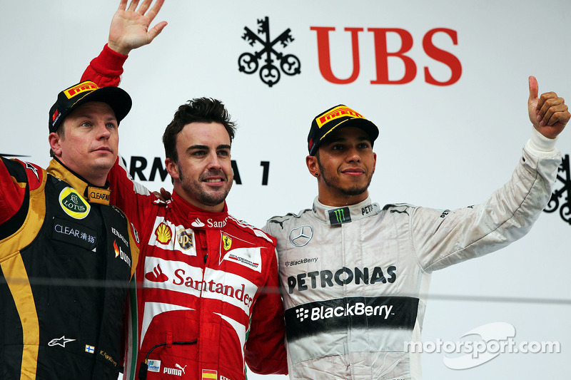 Fernando Alonso, Ferrari et Lewis Hamilton, Mercedes AMG F1