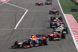 Sebastian Vettel, Red Bull Racing RB9 voor Fernando Alonso, Ferrari F138