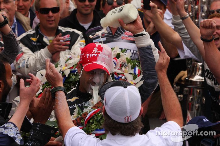 Pós-corrida: Tony Kanaan, KV Racing Technology Chevrolet, comemora