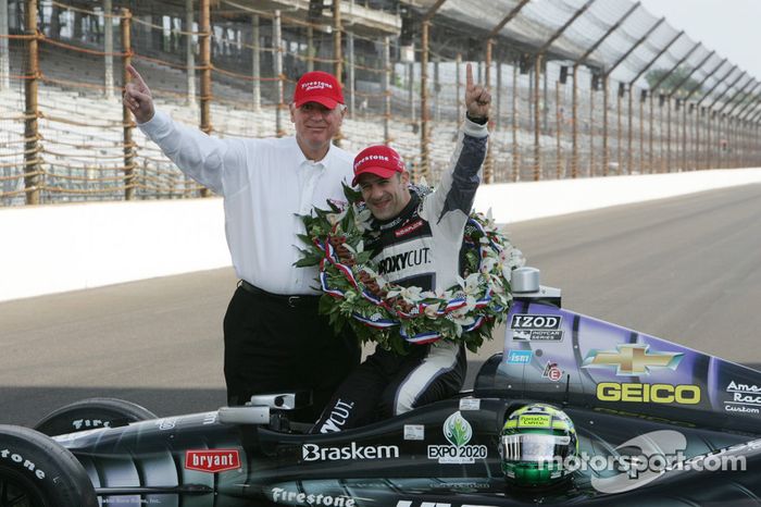 O vencedor Tony Kanaan, KV Racing Technology Chevrolet comemora