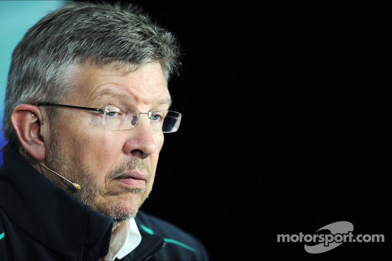 Ross Brawn, chefe da equipe Mercedes AMG F1 na coletiva da FIA