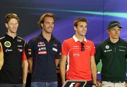 Romain Grosjean, Lotus F1 Team, Jean-Eric Vergne, Scuderia Toro Rosso, Jules Bianchi, Marussia Formula One Team e Charles Pic, Catheram Formula One Team na coletiva.