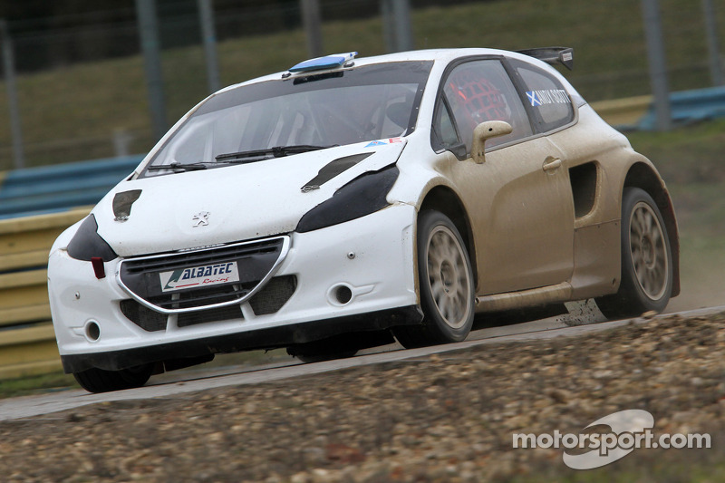 雅克·维伦纽夫测试标致208