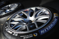 Michelin; detalhe pneu
