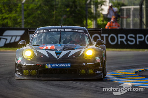 #77 Dempsey Racing - Proton Porsche 911 RSR (991): Patrick Dempsey, Joe Foster, Patrick Long