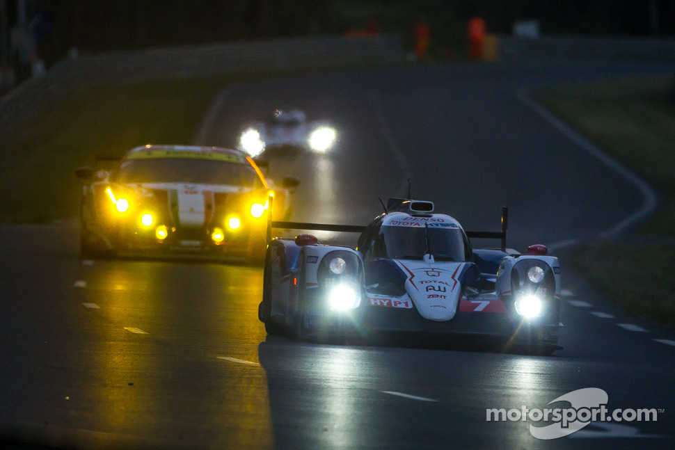 #7 Toyota Racing Toyota TS 040 - Hybrid: Alexander Wurz, Stéphane Sarrazin, Kazuki Nakajima