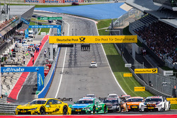 Start: Timo Glock, BMW Team MTEK BMW M4 DTM and Augusto Farfus, BMW Team RBM BMW M4 DTM