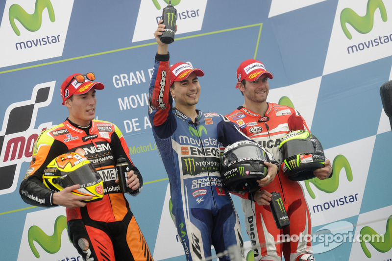 Podio: 1º Jorge Lorenzo, 2º Aleix Espargaró, 3º Cal Crutchlow