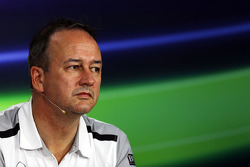 Jonathan Neale, Direttore operativo McLaren alla conferenza stampa FIA