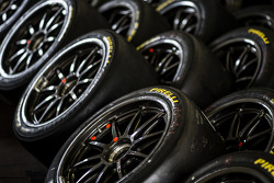 Pirelli detalle de neumáticos