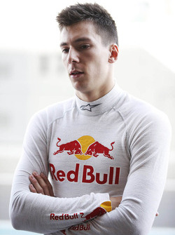 Alex Lynn, Carlin