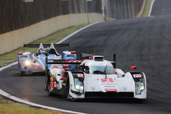#2 Audi Sport Team Joest Audi R18 e-tron quattro: Marcel Fässler, Andre Lotterer, Benoit Tréluyer