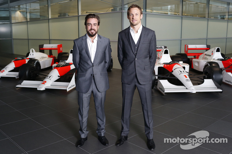 Fernando Alonso ve Jenson Button, McLaren Honda