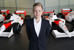 Kevin Magnussen, tercer piloto de McLaren Honda