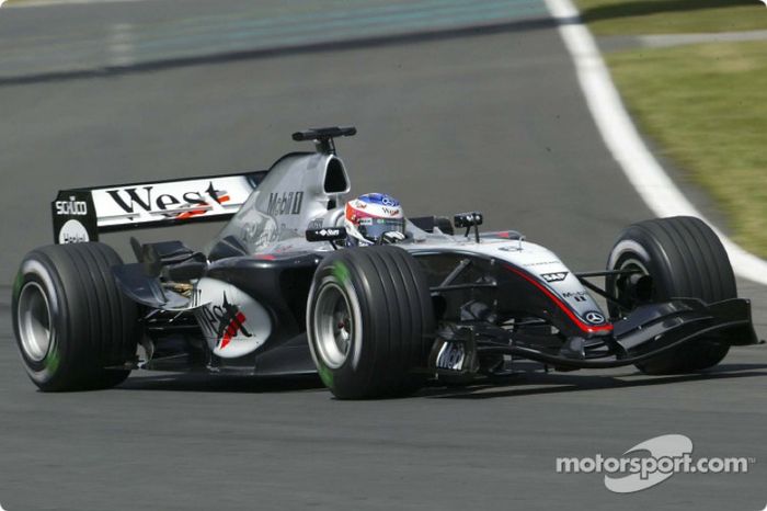 McLaren MP4-19B, motor Mercedes (2004)