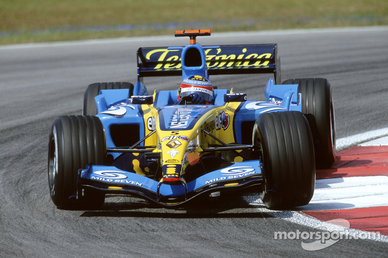 2005: Renault R25 (восемь побед и десять подиумов, титул в КК)