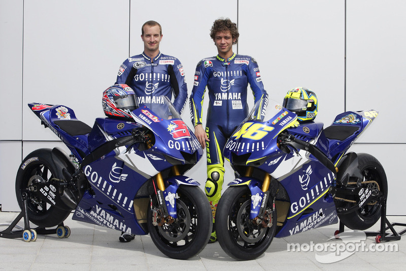 Sesión de fotos Gauloises Yamaha Team: Valentino Rossi y Colin Edwards