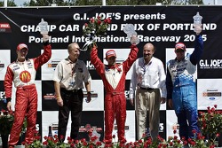 Cristiano da Matta, Sébastien Bourdais, Paul Tracy, Kevin Kalkhoven and Dan Pettit on the victory podium