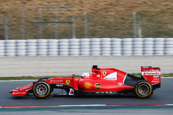 Kimi Raikkonen, da Ferrari SF15-T