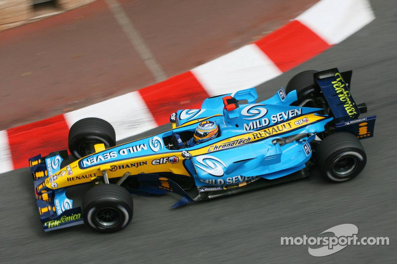 2006: Ganador de la carrera Fernando Alonso (Renault R26)