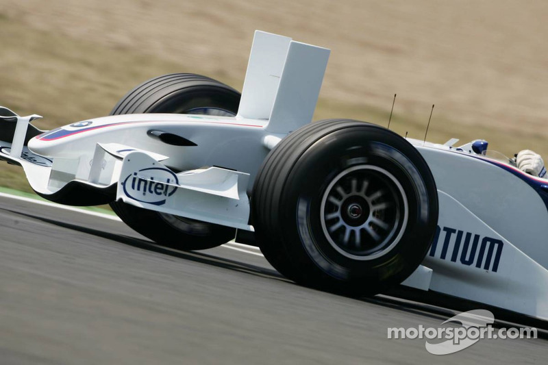 BMW Sauber front wing with the new vertical winglets