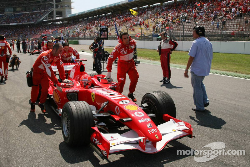 Más poles position: 68