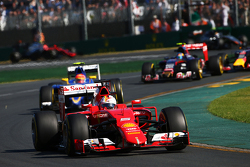 Sebastian Vettel, Ferrari SF15-T