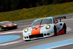 #86 Gulf Racing UK Porsche 911 RSR: Michael Wainwright, Adam Carroll, Ryan Cullen, Ben Collins