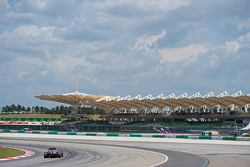 Даниил Квят Red Bull Racing RB11