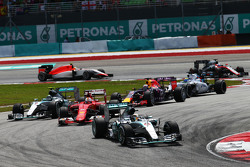 Lewis Hamilton, Mercedes AMG F1 W06, beim Start