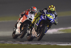 Валентино Росси Yamaha Factory Racing и Андреа Довициозо Ducati Team